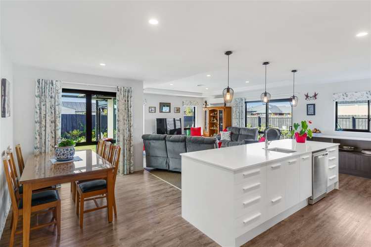 100 Tauhinu Avenue Lincoln_3