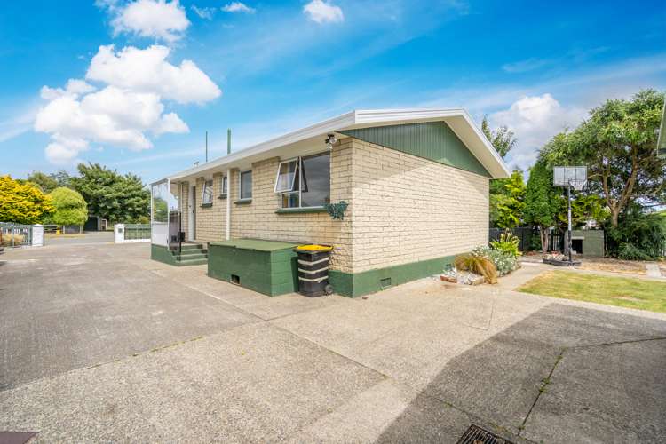 66 Renfrew Street Waikiwi_24