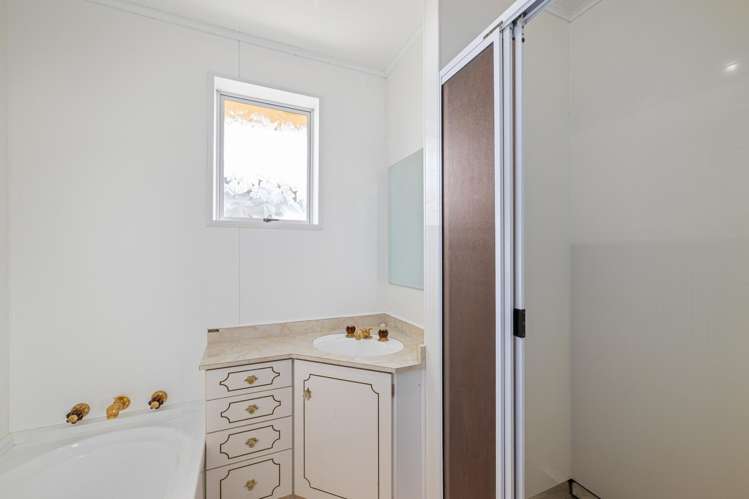 4 Snowden Crescent Islington_12