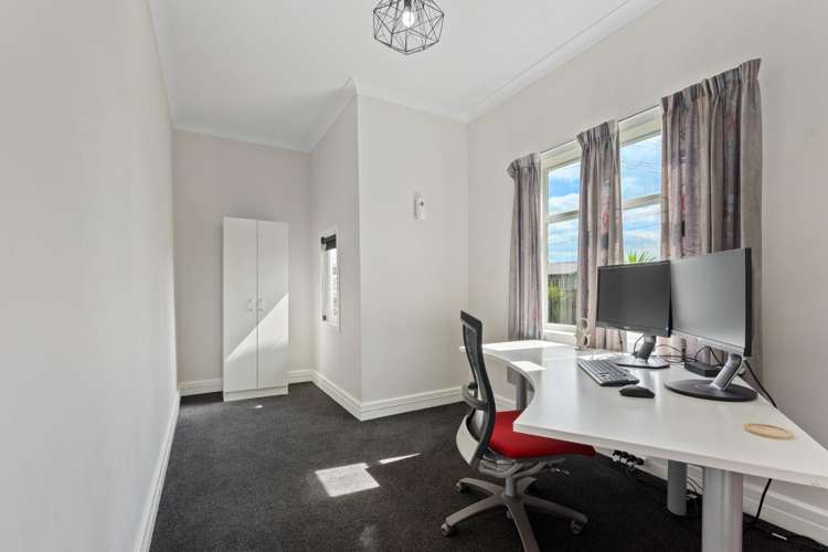 29 Tawa Street 1208_14