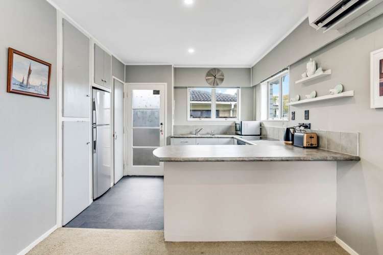 1/27 South Street Papakura_5