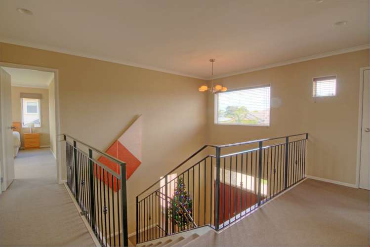 72 Pine Harbour Parade Beachlands_10