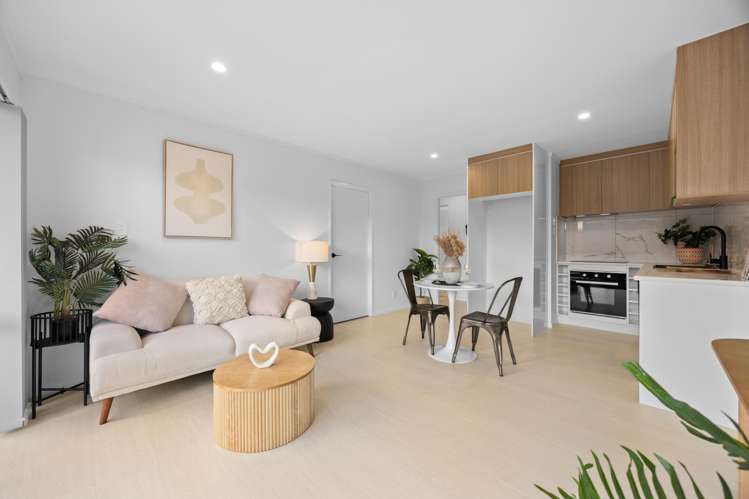 11A Latham Avenue_1