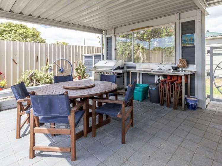 100 Lorraine Place Whangamata_18