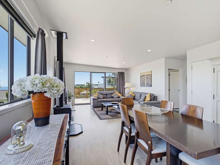 43 Dudley Crescent Cable Bay_4