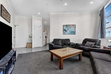 4/60 O'Shannessey Street_3