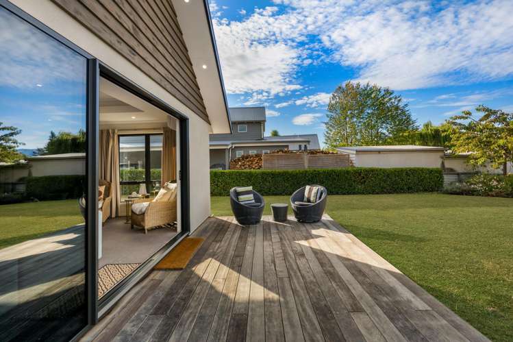 11 McFarlane Terrace Wanaka_10