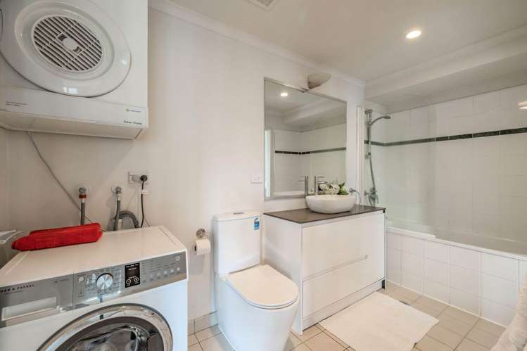 6G/1 Emily Place City Centre_6