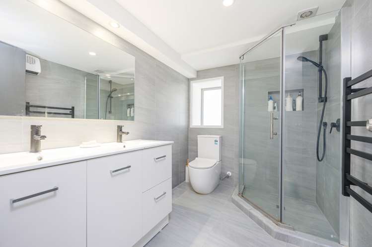 42 Chorley Avenue Massey_18