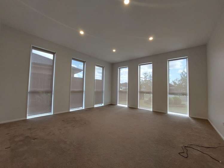 28 Jelas Drive Riverhead_7