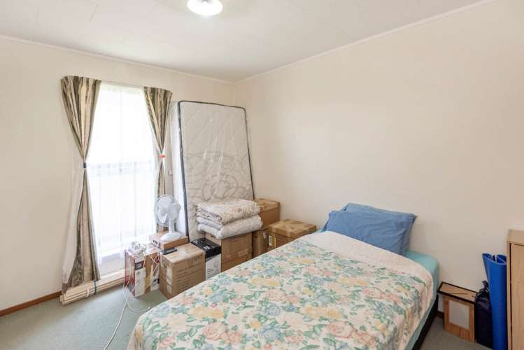 12 Cockayne Crescent Sunnynook_10