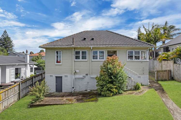 32 Montrose Street Pt Chevalier_13