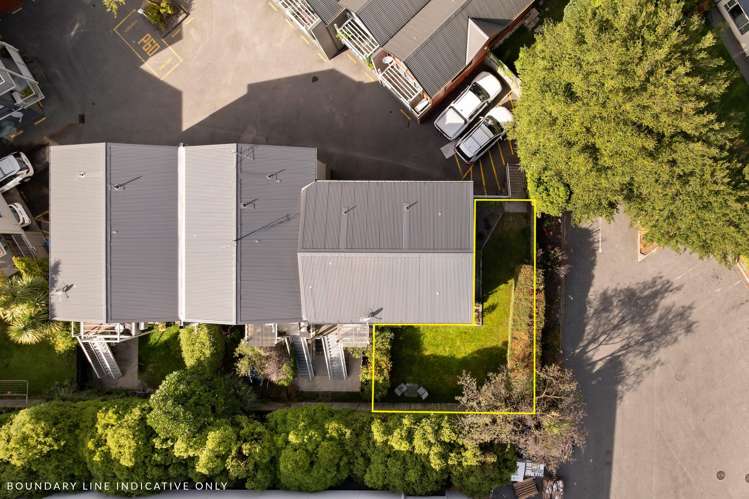 11/70 Robins Road Queenstown_15