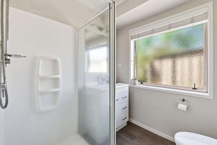 11 Barometer Way Pyes Pa_15