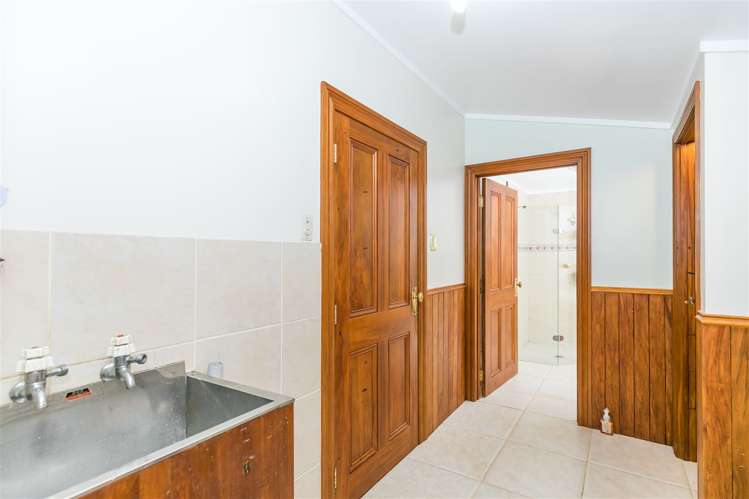 1029 Te Waitere Road Taharoa_22