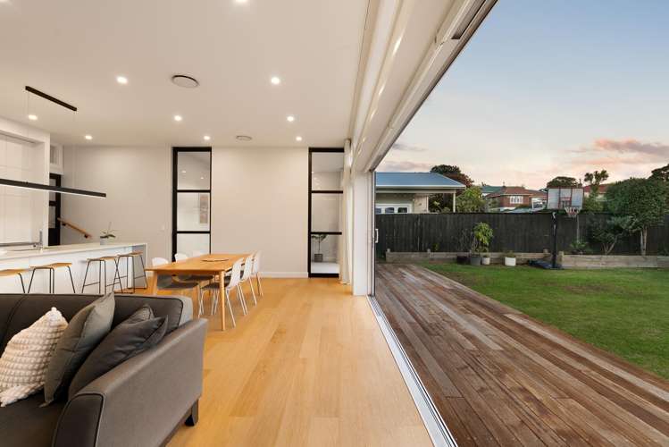 7 Huntingtree Avenue Sandringham_30