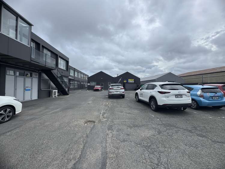 186 Macandrew Road South Dunedin_10