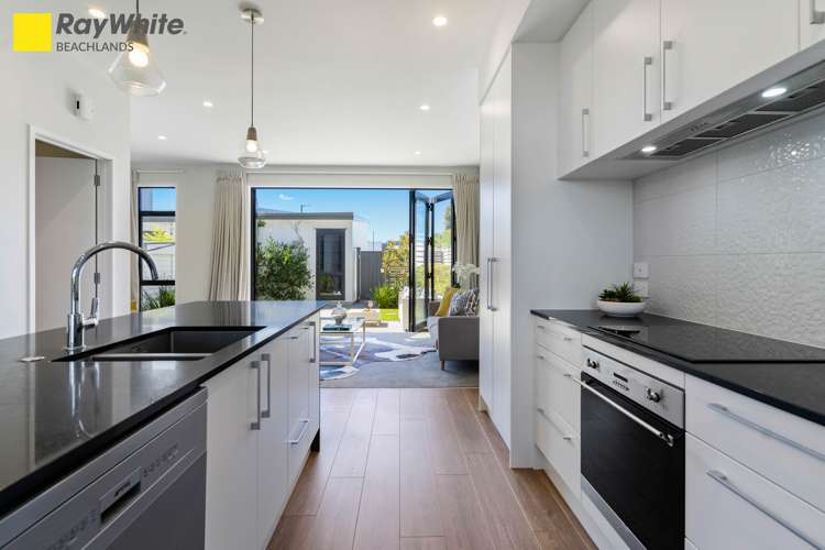 162 Seventh View Avenue Beachlands_21