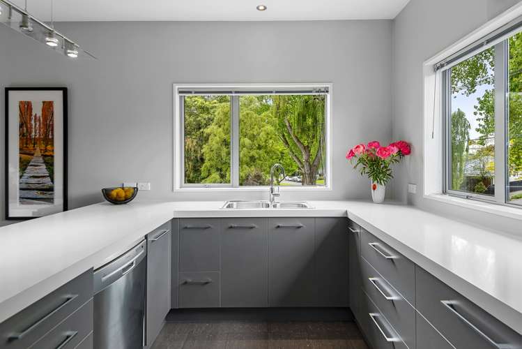 297 Eastern Terrace Sydenham_7