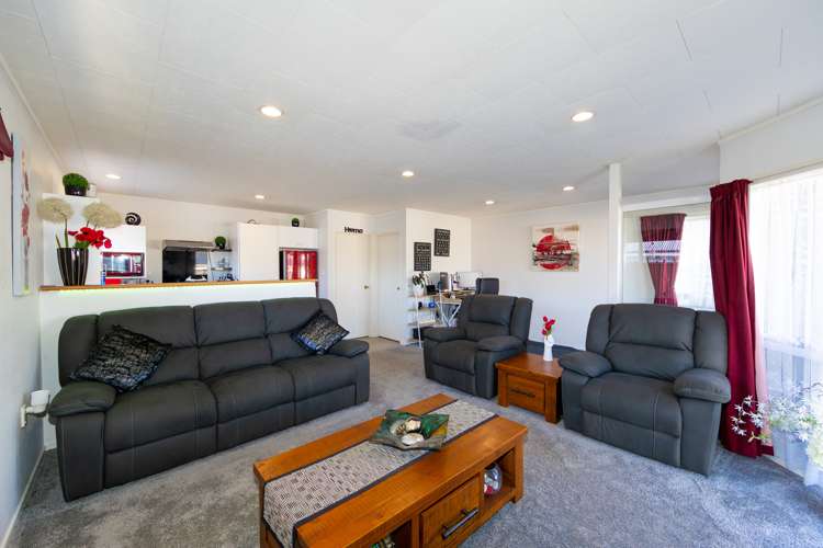 3/909 Clive Street Akina_5