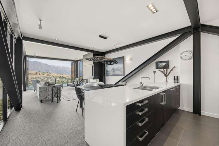8A Olivers Place Queenstown_20