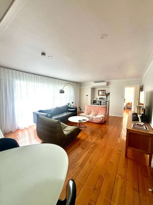 Spacious 2BR Unit in Forrest Hill