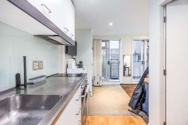 1j/32 Eden Crescent Auckland Central_1