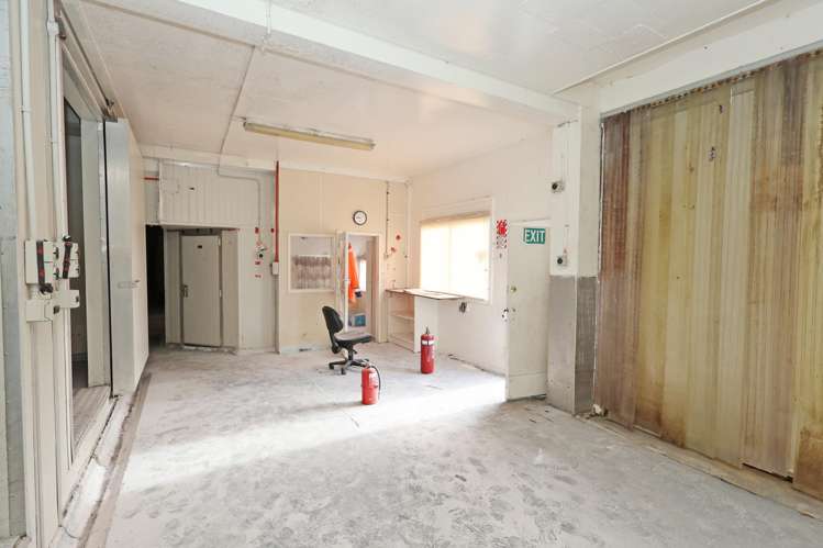 12 Foreshore Road Bluff_5