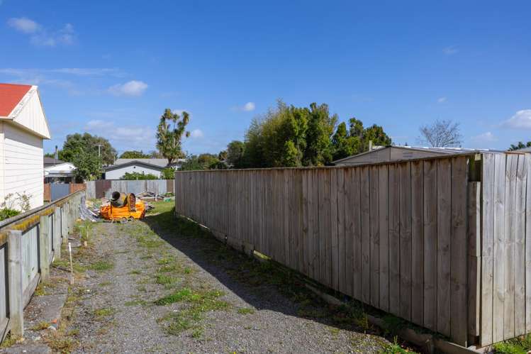 82 Dundas Road Sanson_21