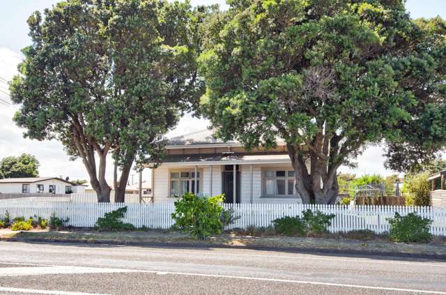 Endless potential in prime Castlecliff location