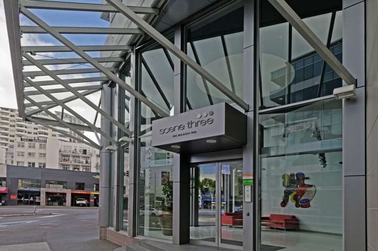 704/30 Beach Road Auckland Central_15