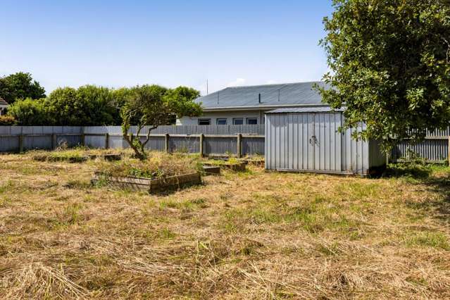 208 Egmont Street Patea_2