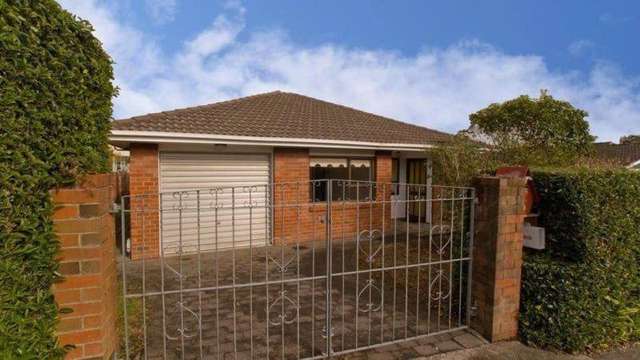 2/25 Patons Road Howick_1