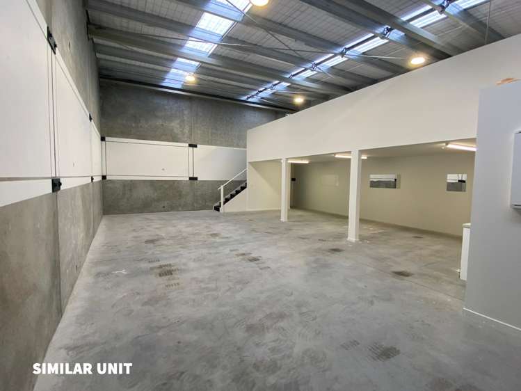 2/7 Lake Bryndwr Lane Burnside_5