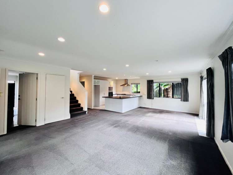 5 Finbar Close Flat Bush_13