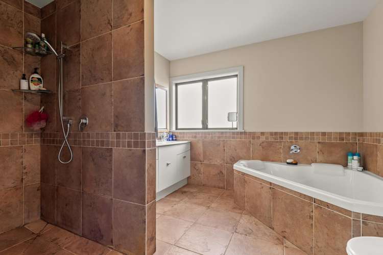 6 Banksia Grove Milson_14