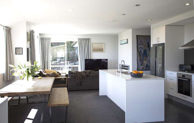 19a View Mount Stoke_7