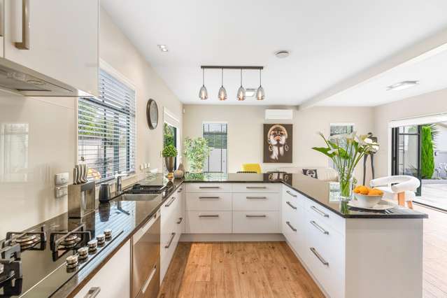 12 Courtneys West Harbour_1