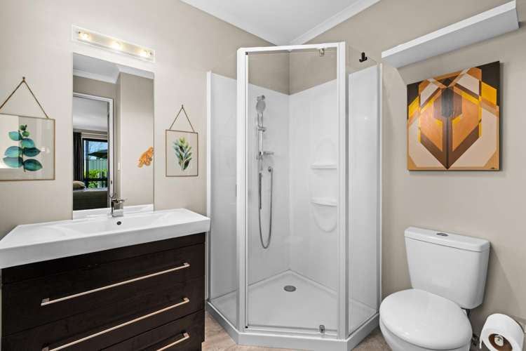 12 Begley Place Frimley_10