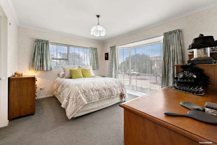 12 Flora Place Wattle Downs_7