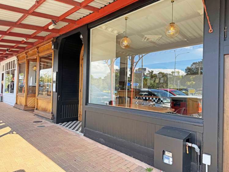 6 Birkdale Road Birkdale_18