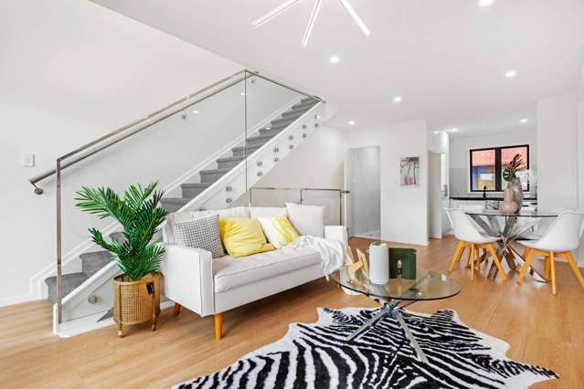 3/1 Waters Place New Lynn_2