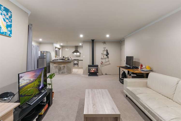 12a Hurricane Way Wigram_1