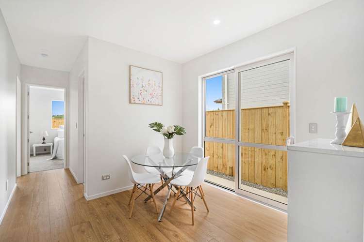 19 Koropa Road Flat Bush_8