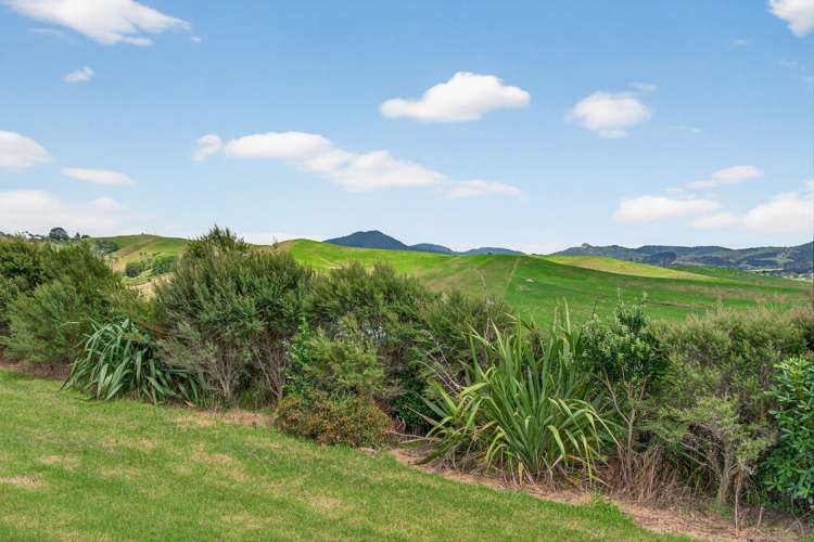 89 Brown Road Kaiwaka_28