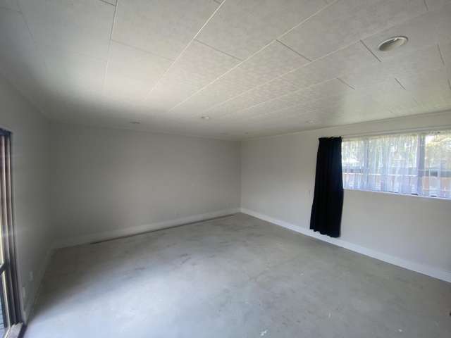 12 Sherwill Street East Feilding_3