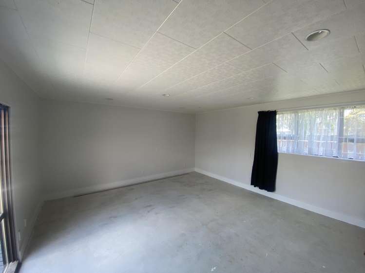 12 Sherwill Street East Feilding_3