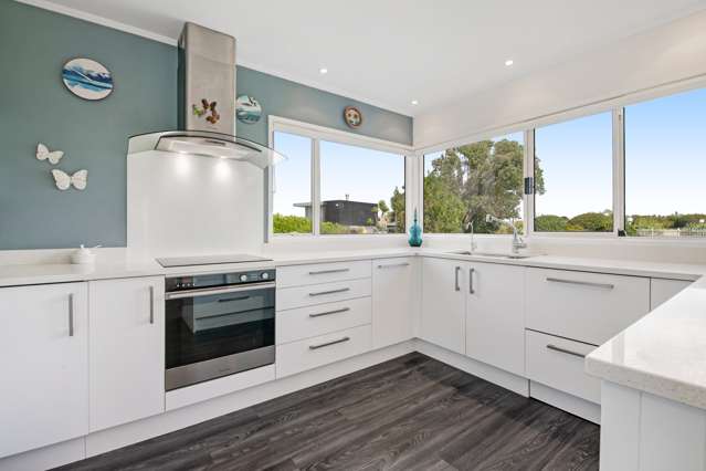 896 Whangaparaoa Road Manly_3