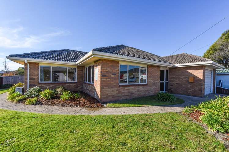 68 Parkers Road_0