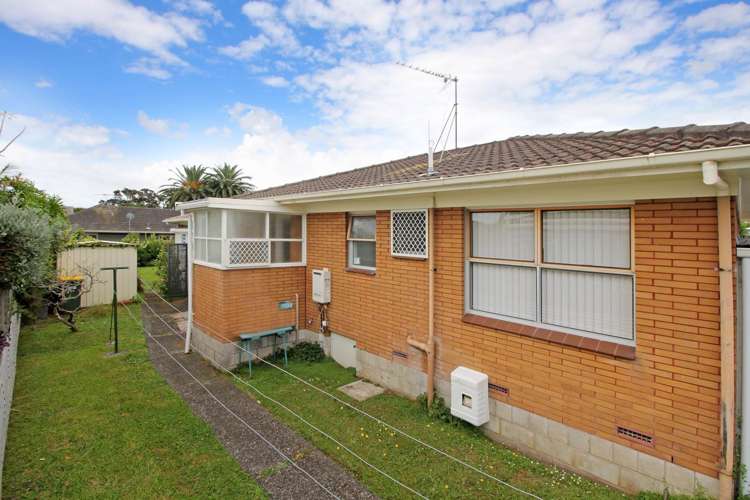 2/39 Eversleigh Road Belmont_10